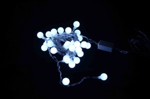 10080848 гирлянда внутр_DELUX_WHITE BALL_30LED 4.4m бел/пр IP20 (2)